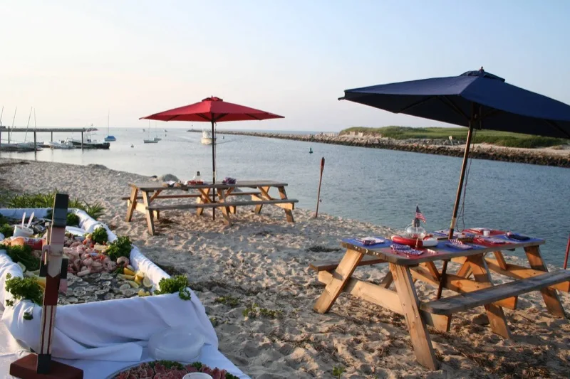 Sesuit Harbor dining
